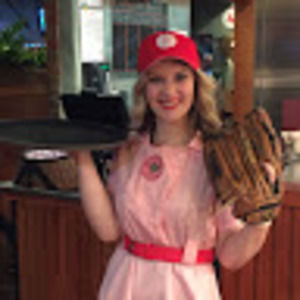 Meet your Posher, Danielle